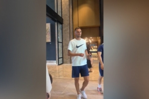 乌拉圭vs西班牙-3-记者：今晚海牛客战浙江，图费格季奇大概率身披32号战袍披挂上阵